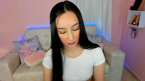 tiny_cora online show from December 20, 2024, 5:08 pm