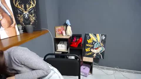 Snapshot of tiny_felicity chatting on October 13, 2025, 6:13 am Gloria online show from October 13, 2025, 6:13 am