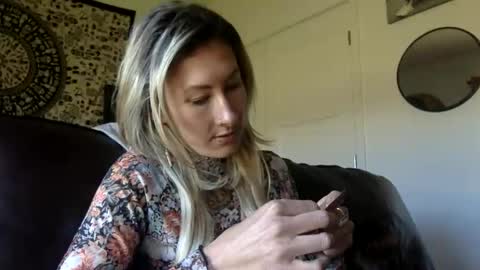 tinyandtatted420 online show from October 14, 2025, 10:21 pm