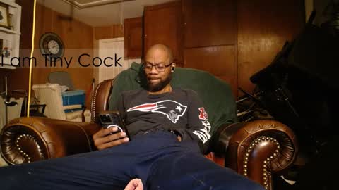 Snapshot of tinycock_1979 chatting on November 11, 2025, 5:40 am tinycock_1979 online show from November 11, 2025, 5:40 am