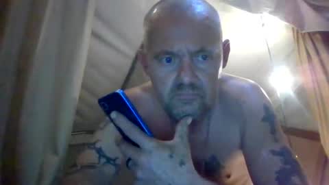 Jd online show from November 6, 2025, 2:12 am