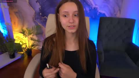 tinynataliee online show from June 1, 2026, 6:15 am