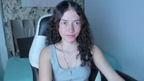 tinysophi online show from July 5, 2026, 3:19 pm