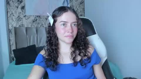tinysophi online show from July 8, 2026, 3:38 pm