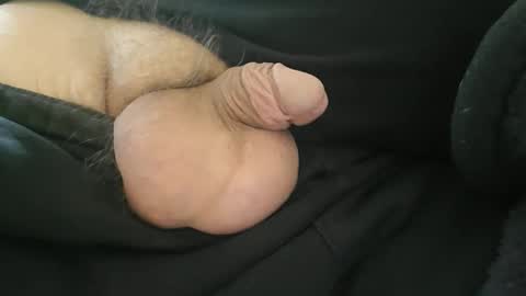 tinytim22992 online show from May 18, 2026, 1:50 pm
