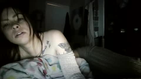tinytittiexx online show from April 22, 2026, 10:44 pm