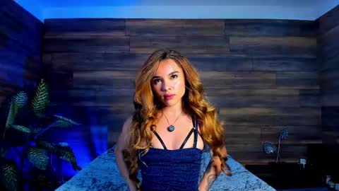 Instagram  tinyw0nder online show from October 15, 2025, 9:59 pm