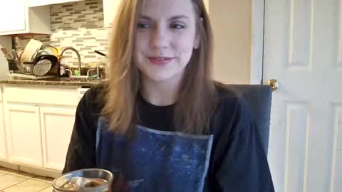 tinywithtiddies online show from December 16, 2025, 12:54 pm