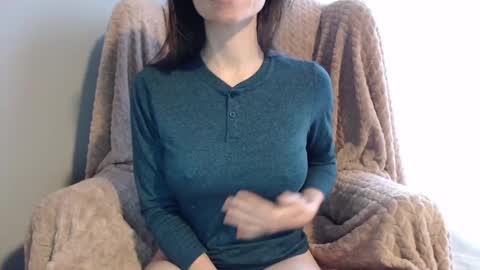 TinyyTina online show from May 5, 2026, 11:51 am