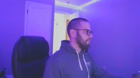 Snapshot of tippertonight chatting on December 27, 2024, 7:40 am tippertonight online show from December 27, 2024, 7:40 am