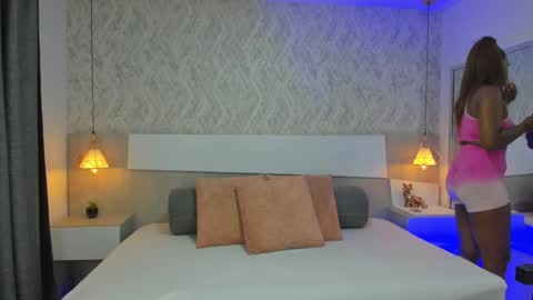 Tisha online show from April 13, 2026, 1:00 am