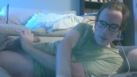 titlovercums online show from March 19, 2026, 11:36 am