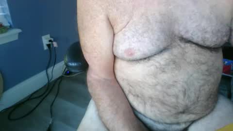 Snapshot of titman98 chatting on October 17, 2025, 12:30 pm titman98 online show from October 17, 2025, 12:30 pm