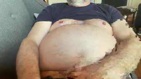 Snapshot of tjbear101 chatting on February 8, 2026, 9:18 pm tjbear101 online show from February 8, 2026, 9:18 pm