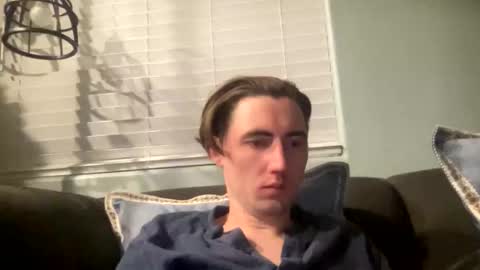 tlayne410 online show from November 18, 2025, 10:31 am