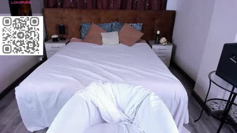 2 GMT Mo Tu We Th Fr 10am-4am online show from October 6, 2025, 11:13 pm