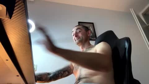 Snapshot of tobi19899 chatting on November 6, 2025, 6:42 pm Jan5676 online show from November 6, 2025, 6:42 pm