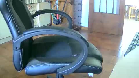 Tobiko online show from September 15, 2025, 11:54 am