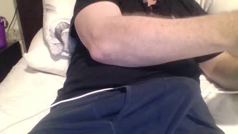 Snapshot of tobirob2 chatting on December 3, 2024, 9:34 pm Toby online show from December 3, 2024, 9:34 pm