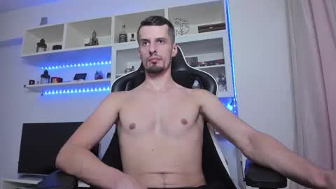 Snapshot of toddclaytonn chatting on September 30, 2025, 9:25 am Todd online show from September 30, 2025, 9:25 am