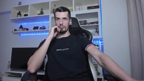 Snapshot of toddclaytonn chatting on October 13, 2025, 9:48 pm Todd online show from October 13, 2025, 9:48 pm