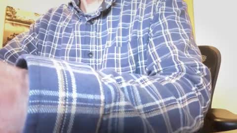 Snapshot of togbear chatting on February 2, 2026, 6:39 pm Togbear online show from February 2, 2026, 6:39 pm