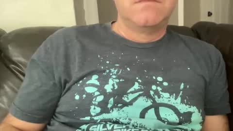 Joshua1983 online show from December 31, 2024, 9:39 pm