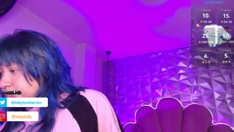 toky         online show from September 29, 2025, 7:51 pm