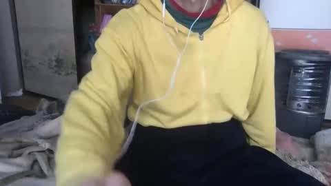 small man online show from February 9, 2025, 3:11 am