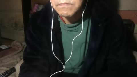 small man online show from March 7, 2025, 10:56 am