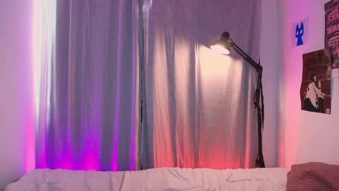  Halsey  Sofii  online show from April 3, 2026, 8:40 pm