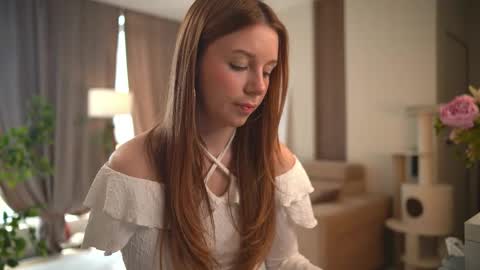 tokyo_n online show from April 14, 2026, 10:10 am