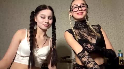 Snapshot of tokyoprojject chatting on September 25, 2025, 7:39 pm tokyoprojject online show from September 25, 2025, 7:39 pm