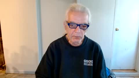 tom112292014 online show from December 26, 2024, 3:20 pm