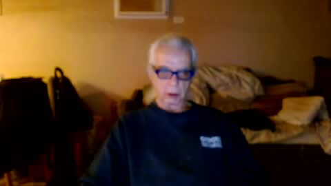 tom112292014 online show from December 29, 2024, 1:34 am