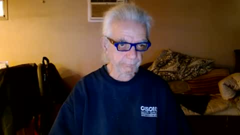 tom112292014 online show from January 2, 2025, 2:57 pm