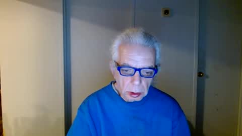 tom112292014 online show from February 10, 2025, 10:31 am