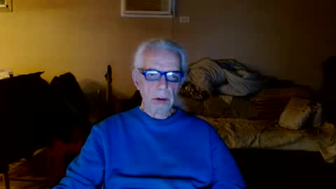 tom112292014 online show from February 16, 2025, 2:09 am