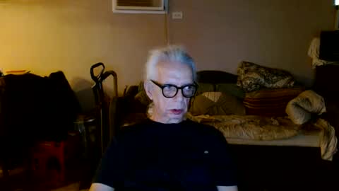 tom112292014 online show from September 12, 2025, 11:21 am