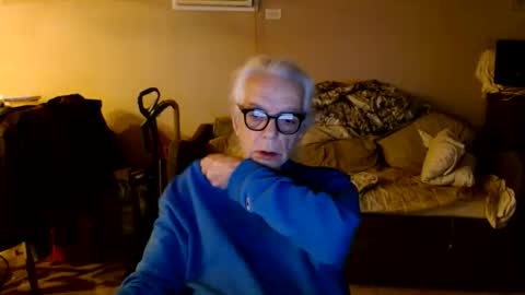 tom112292014 online show from December 4, 2025, 2:48 pm