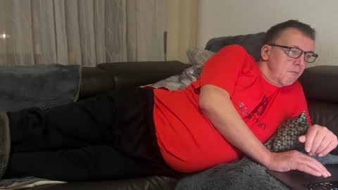 Tom online show from February 7, 2026, 6:39 am