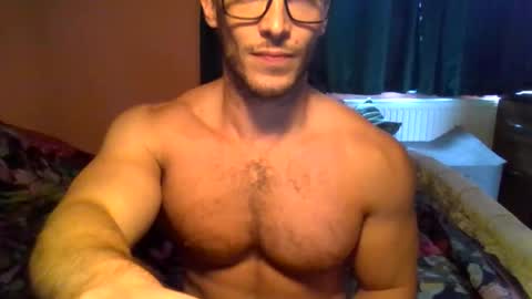 Snapshot of tom90ukx chatting on October 13, 2025, 12:38 pm tom90ukx online show from October 13, 2025, 12:38 pm
