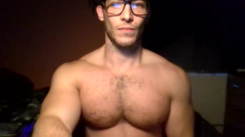 tom90ukx online show from November 25, 2025, 3:56 pm