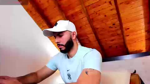   online show from October 25, 2025, 2:56 pm