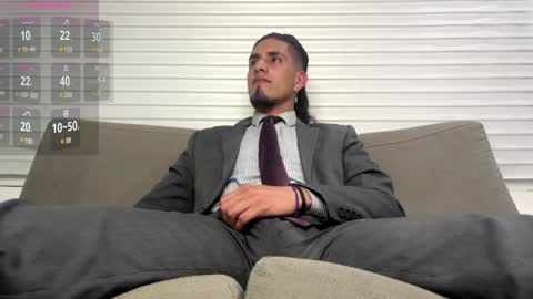 Snapshot of tom_blunt96 chatting on January 17, 2025, 1:15 am TOM online show from January 17, 2025, 1:15 am