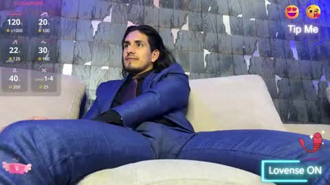 Snapshot of tom_blunt96 chatting on February 28, 2025, 8:42 am TOM online show from February 28, 2025, 8:42 am