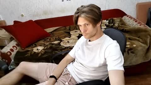 Tom Elmo online show from October 8, 2025, 11:35 pm