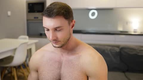 Tom online show from November 19, 2025, 7:08 am