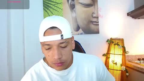 Tom muscle1 online show from December 27, 2024, 11:28 am