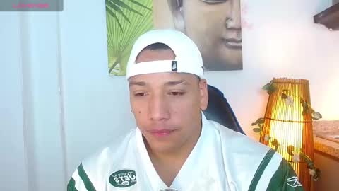 Tom muscle1 online show from January 8, 2025, 12:05 pm